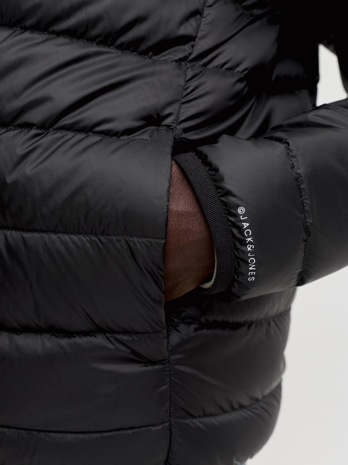 model_shot-detail